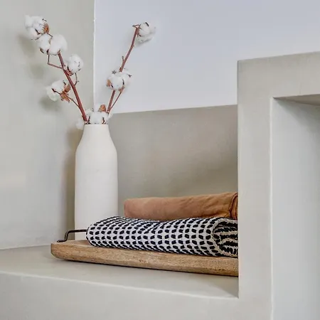 Отель Umani - Free - Free Parking 4*