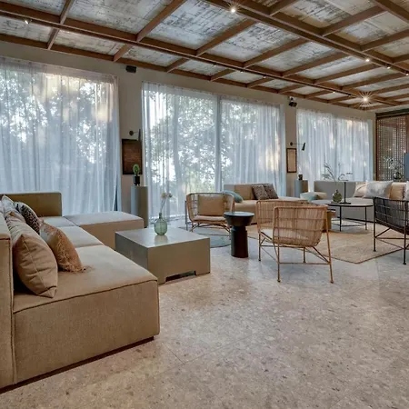 Umani - Free - Free Parking Szálloda Aranyhomok