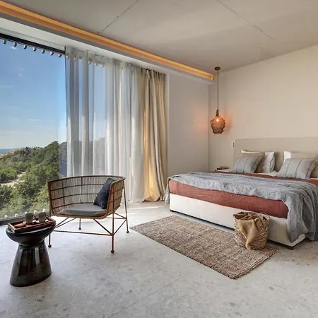 Umani - Free - Free Parking Отель