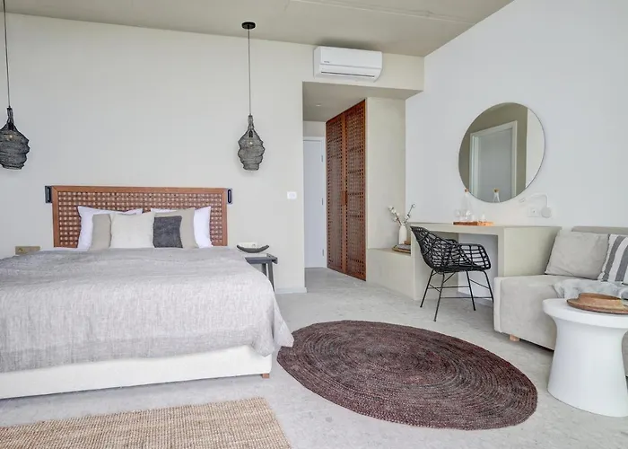 Umani - Free - Free Parking Hotell 4*